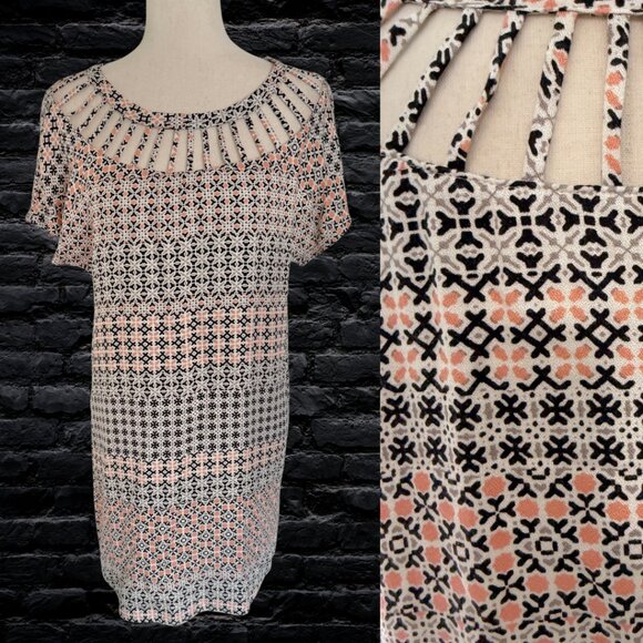 Ella Moss Shift Dress Geometric Print Cut Outs at Neckline Short Sleeve Size S - Picture 1 of 9